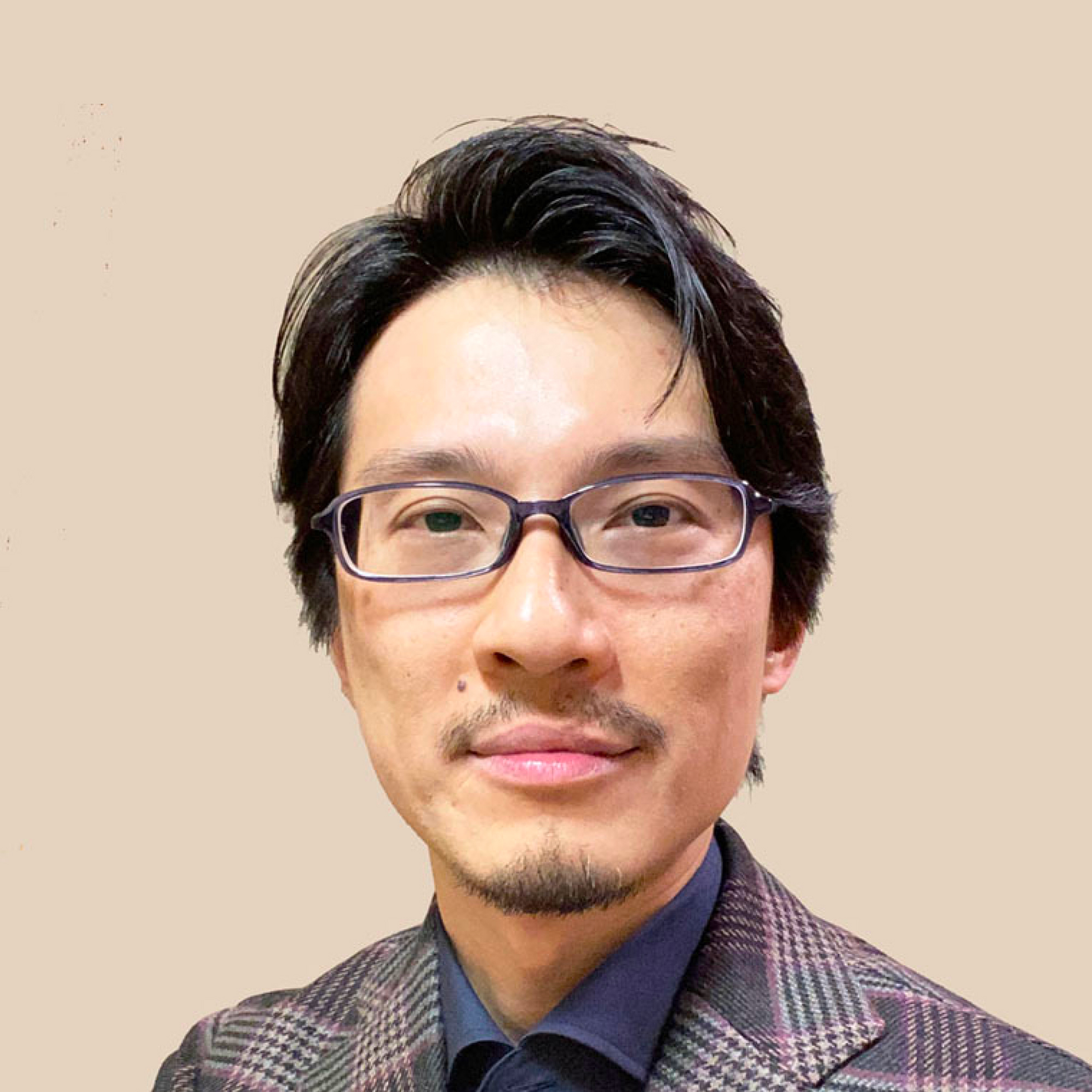 新熊　亮一
